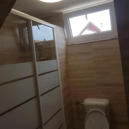 Vendégház Lara